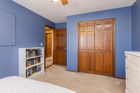 Tiny photo for 2813 Stonehurst Drive, Bloomington, IL 61704 (MLS # 12552634)