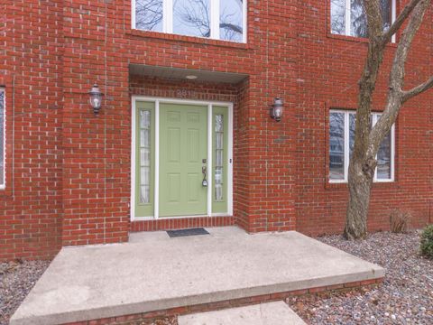 Tiny photo for 2813 Stonehurst Drive, Bloomington, IL 61704 (MLS # 12552634)