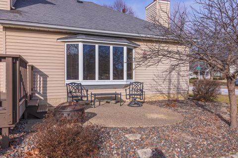 Tiny photo for 2813 Stonehurst Drive, Bloomington, IL 61704 (MLS # 12552634)