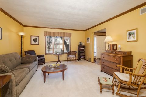 Tiny photo for 2813 Stonehurst Drive, Bloomington, IL 61704 (MLS # 12552634)