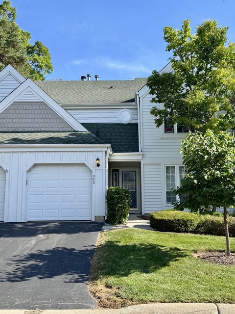 302 Stillwater Court 302 Wauconda IL 60084