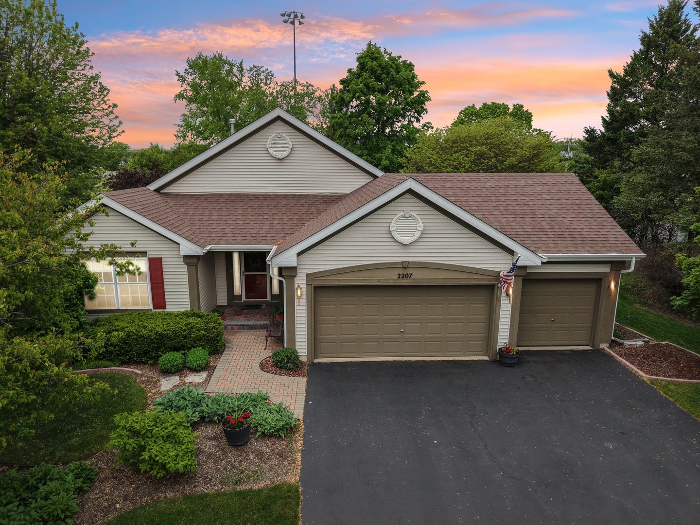 2207 Olde Mill Lane