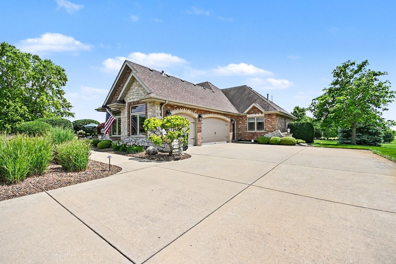 10139 W Tall Grass Lane