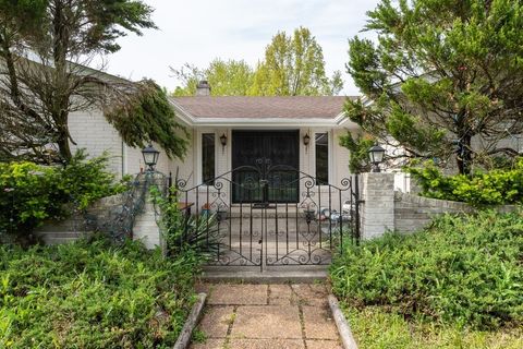 Photo of 21282 W South Boschome Circle, Kildeer, IL 60047 (MLS # 12531959)