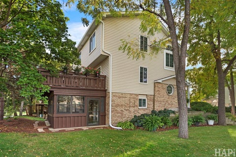 Tiny photo for 301 Stevens Court, Grayslake, IL 60030 (MLS # 12783775)