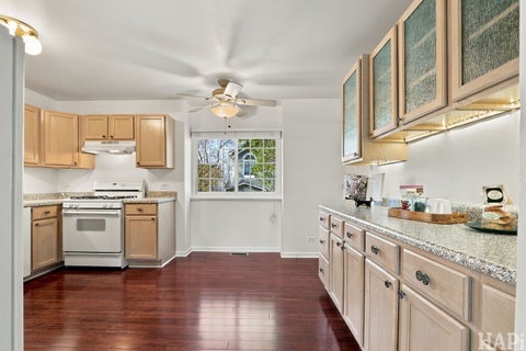 Tiny photo for 301 Stevens Court, Grayslake, IL 60030 (MLS # 12783775)