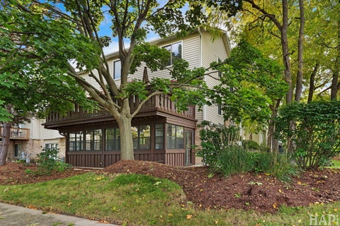Tiny photo for 301 Stevens Court, Grayslake, IL 60030 (MLS # 12783775)