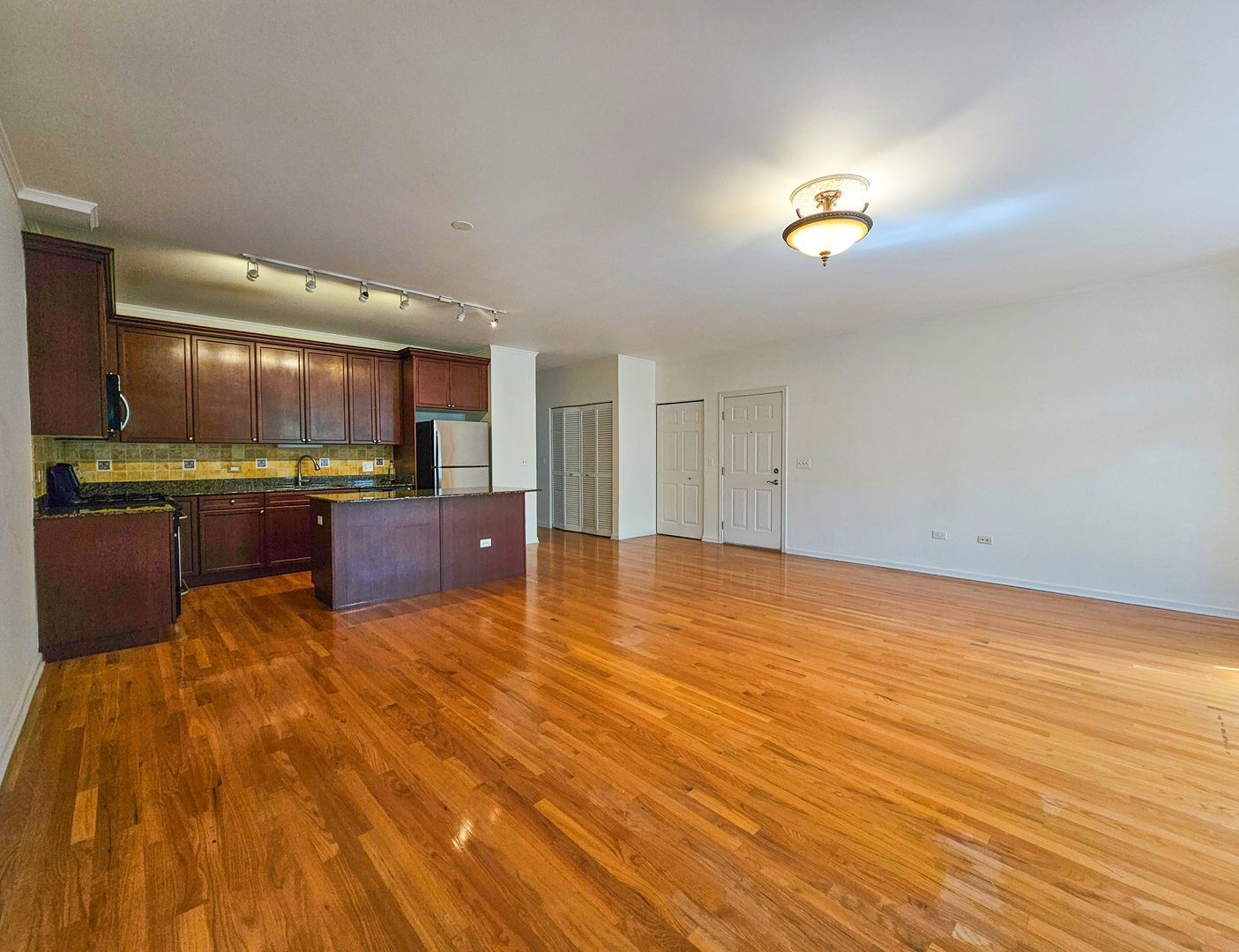 1425 S HALSTED Street 2B