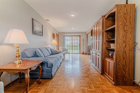 Tiny photo for 658 Illinois Boulevard, Hoffman Estates, IL 60169 (MLS # 12513700)