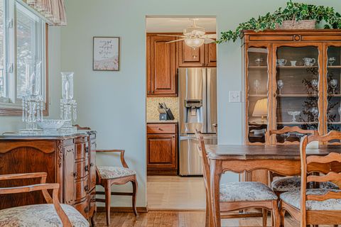 Tiny photo for 658 Illinois Boulevard, Hoffman Estates, IL 60169 (MLS # 12513700)