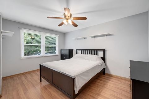 Tiny photo for 263 Deming Place, Westmont, IL 60559 (MLS # 12470658)