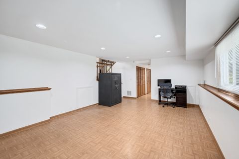 Tiny photo for 263 Deming Place, Westmont, IL 60559 (MLS # 12470658)
