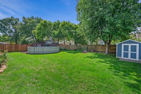 Tiny photo for 263 Deming Place, Westmont, IL 60559 (MLS # 12470658)