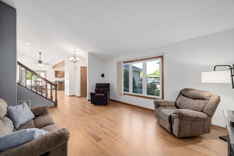 Tiny photo for 263 Deming Place, Westmont, IL 60559 (MLS # 12470658)