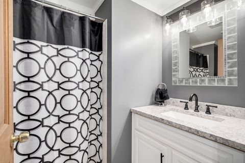 Tiny photo for 263 Deming Place, Westmont, IL 60559 (MLS # 12470658)