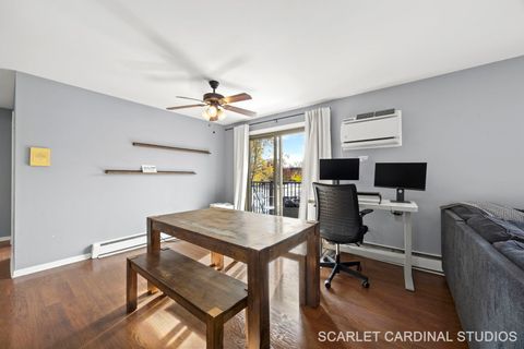 Tiny photo for 1240 S Lorraine Road #2b, Wheaton, IL 60189 (MLS # 12516152)