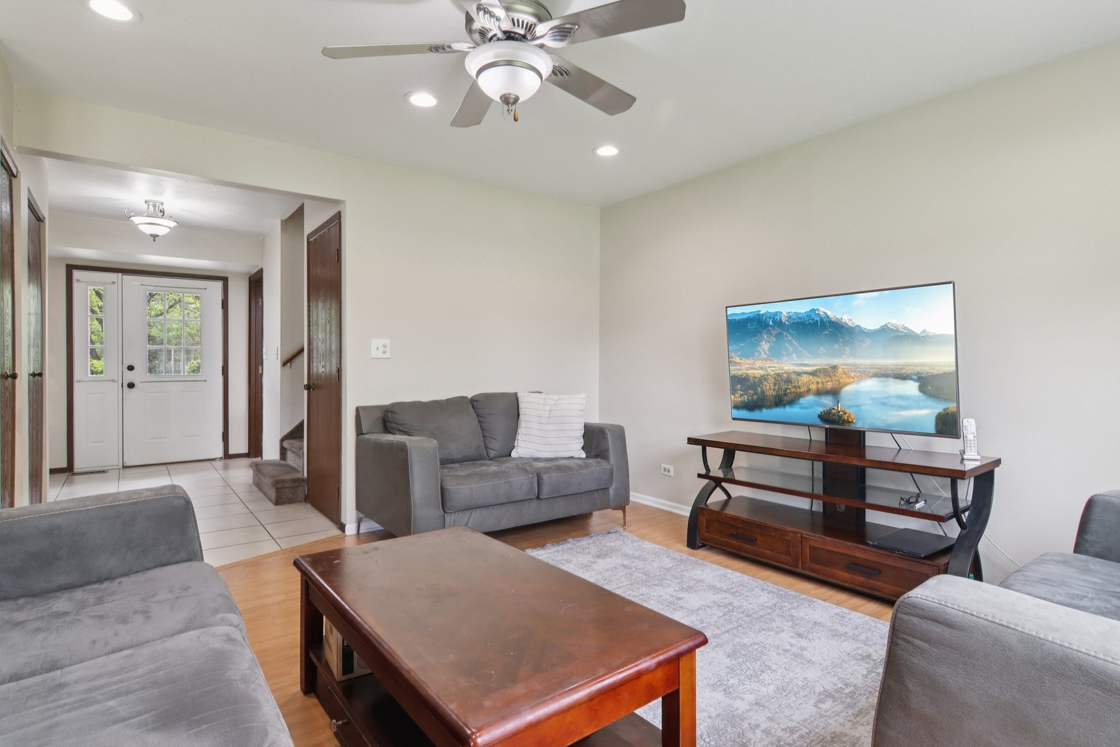 104 S Walnut Lane