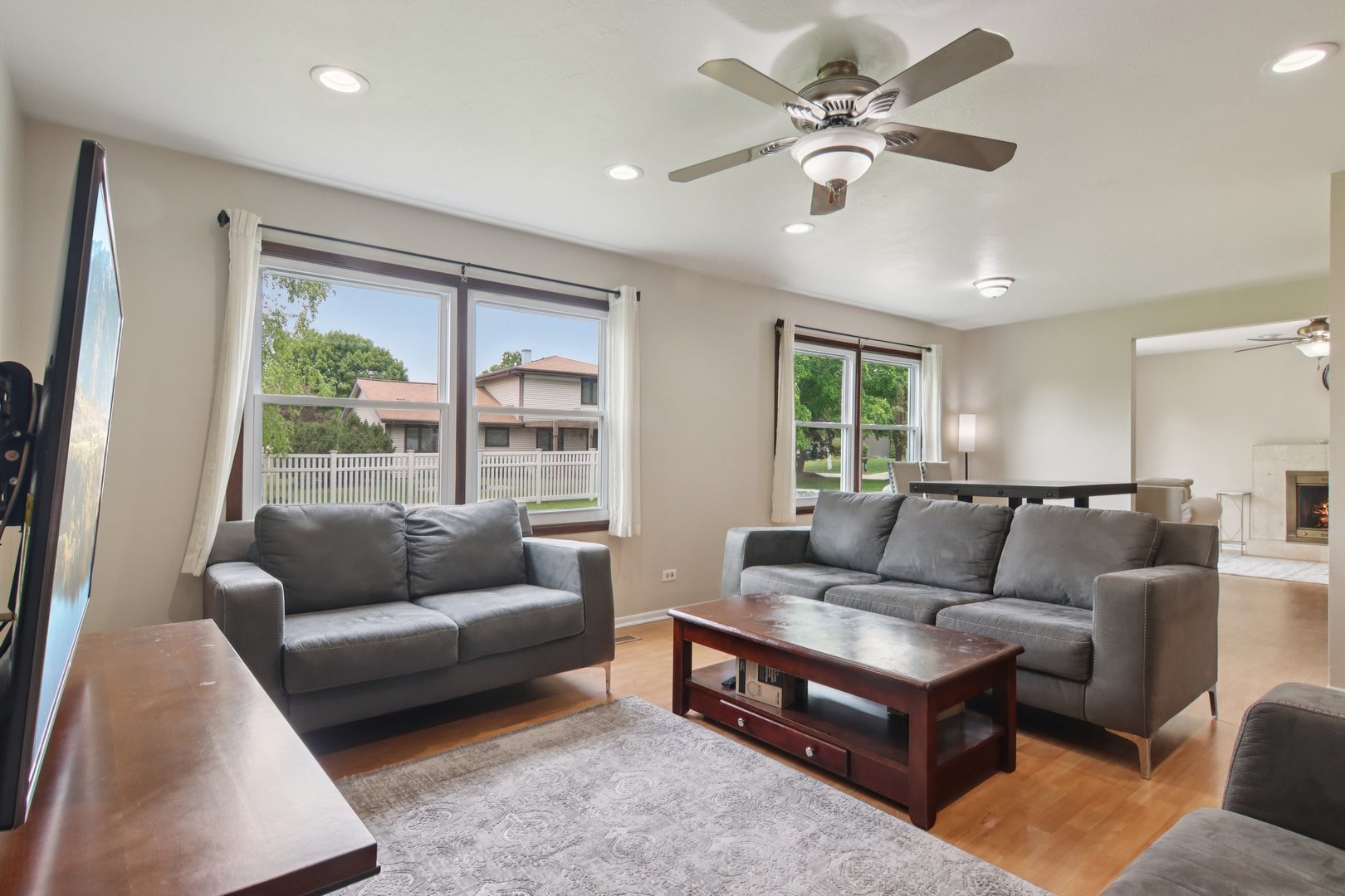 104 S Walnut Lane