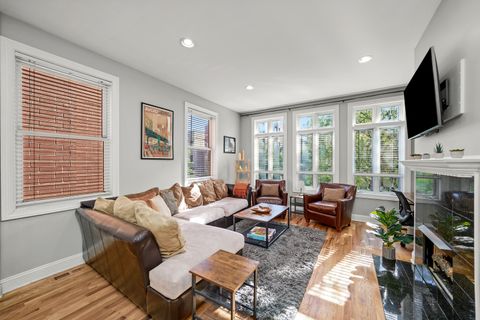 Tiny photo for 1636 W Warren Boulevard #2, Chicago, IL 60612 (MLS # 12531741)