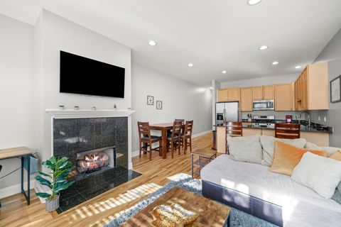 Tiny photo for 1636 W Warren Boulevard #2, Chicago, IL 60612 (MLS # 12531741)