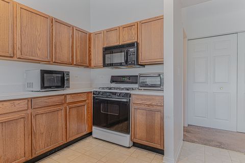 Tiny photo for 386 Gladstone Lane, Elgin, IL 60120 (MLS # 12548343)