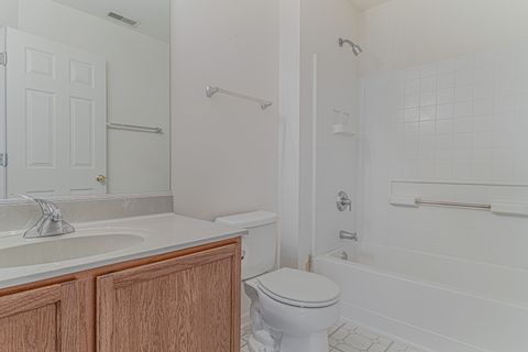 Tiny photo for 386 Gladstone Lane, Elgin, IL 60120 (MLS # 12548343)