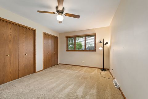 Tiny photo for 1621 Claremont Drive, Darien, IL 60561 (MLS # 12622830)