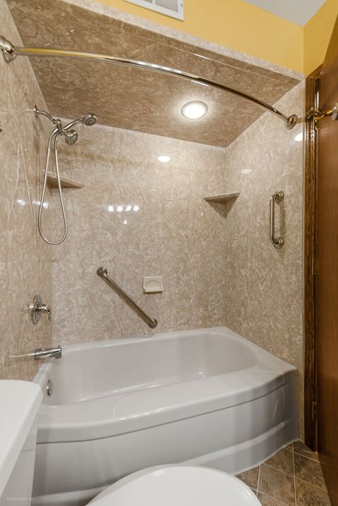 Tiny photo for 1621 Claremont Drive, Darien, IL 60561 (MLS # 12622830)