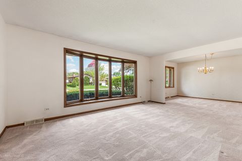 Tiny photo for 1621 Claremont Drive, Darien, IL 60561 (MLS # 12622830)