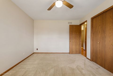 Tiny photo for 1621 Claremont Drive, Darien, IL 60561 (MLS # 12622830)