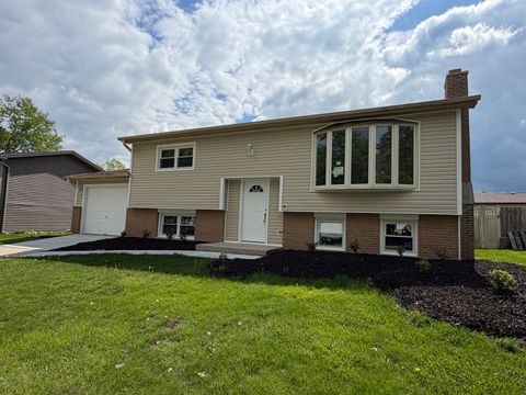 Photo of 5747 Dover Road, Oak Forest, IL 60452 (MLS # 12633852)