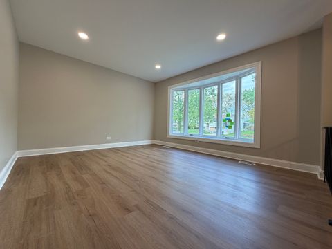 Tiny photo for 5747 Dover Road, Oak Forest, IL 60452 (MLS # 12633852)