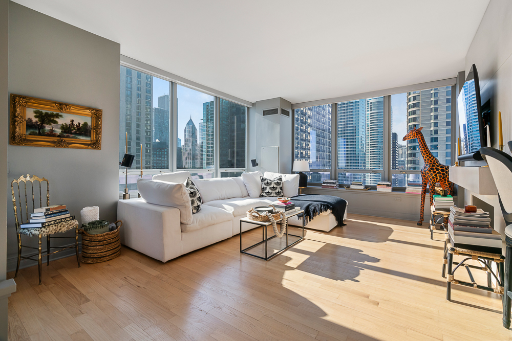 600 N LAKE SHORE Drive 2408