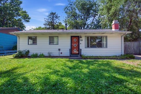 Photo of 1709 Crescent Drive, Champaign, IL 61821 (MLS # 12709779)