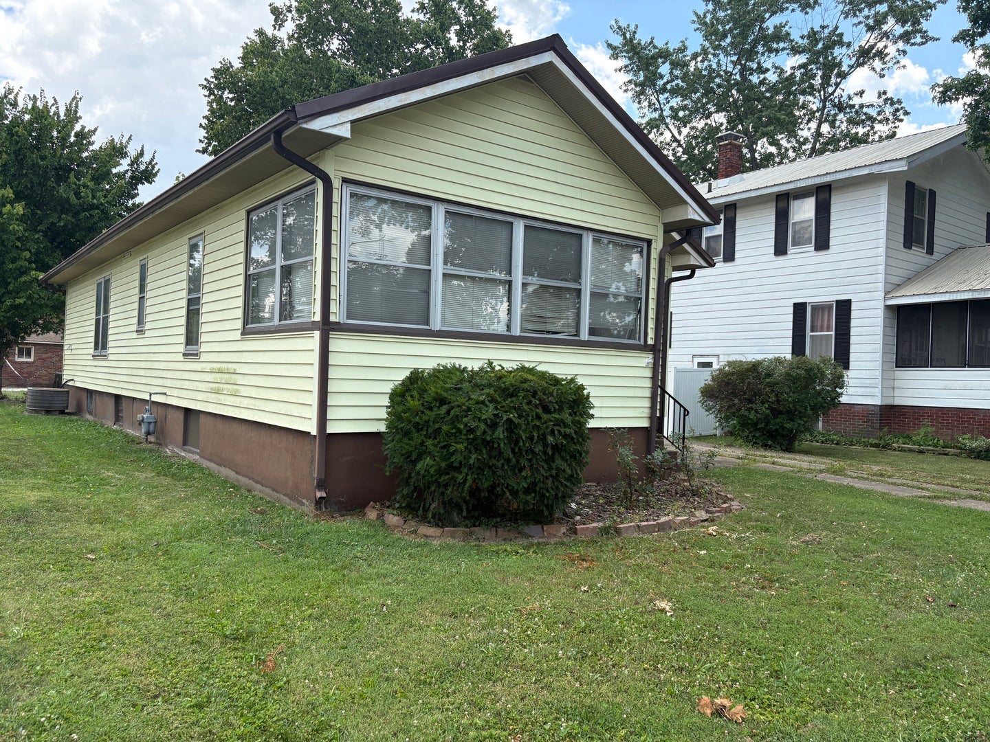 433 LINDEN
