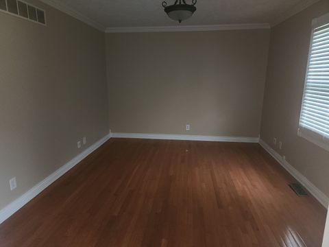 Tiny photo for 600 S Pearl Street, Atlanta, IL 61723 (MLS # 12448685)