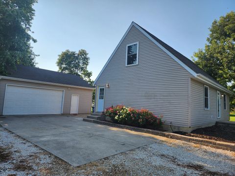 Tiny photo for 600 S Pearl Street, Atlanta, IL 61723 (MLS # 12448685)
