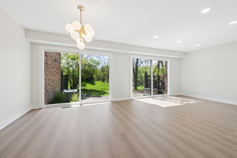 Tiny photo for 1935 Mission Hills Lane, Northbrook, IL 60062 (MLS # 12626885)