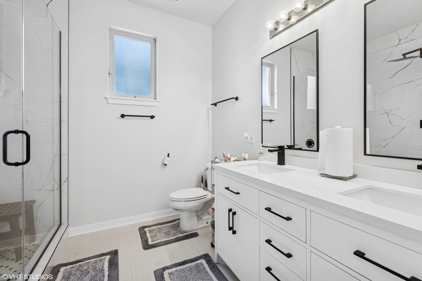 2321 S WABASH Avenue 12