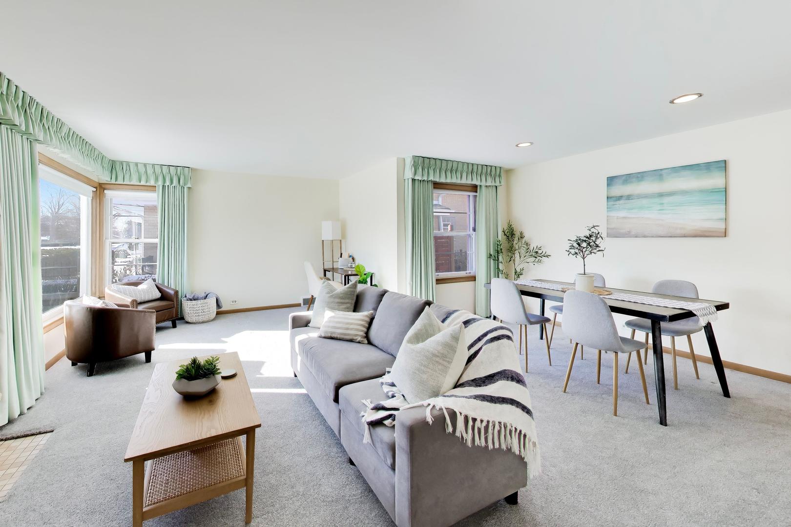 820 N Delphia Avenue