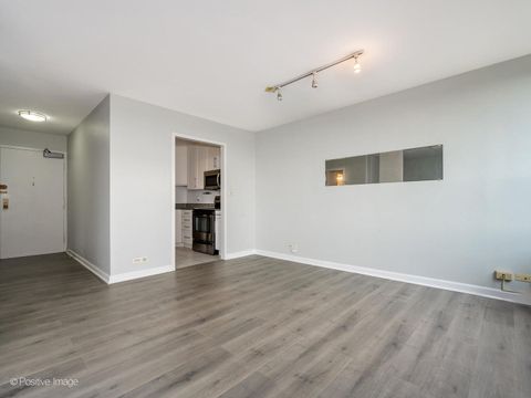 Tiny photo for 3550 N Lake Shore Drive #1823, Chicago, IL 60657 (MLS # 12471790)