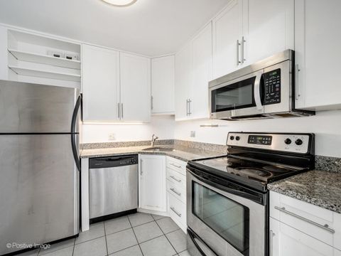 Tiny photo for 3550 N Lake Shore Drive #1823, Chicago, IL 60657 (MLS # 12471790)