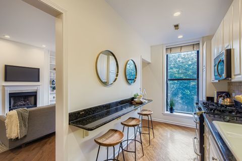 Tiny photo for 1510 N Dearborn Parkway #402, Chicago, IL 60610 (MLS # 12478909)