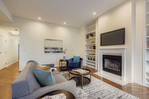 Tiny photo for 1510 N Dearborn Parkway #402, Chicago, IL 60610 (MLS # 12478909)