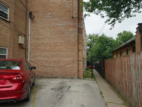 Tiny photo for 7249 N Hamilton Avenue #3C, Chicago, IL 60645 (MLS # 12632492)