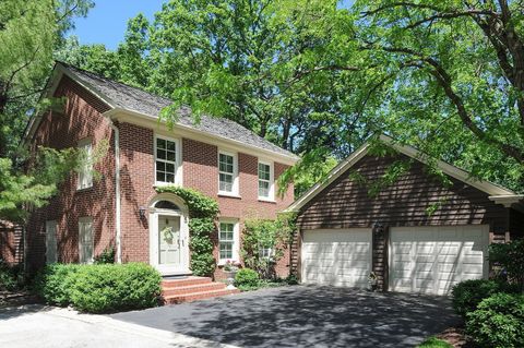 Photo of 5 Court Of Conn River Valley, Lincolnshire, IL 60069 (MLS # 12618724)
