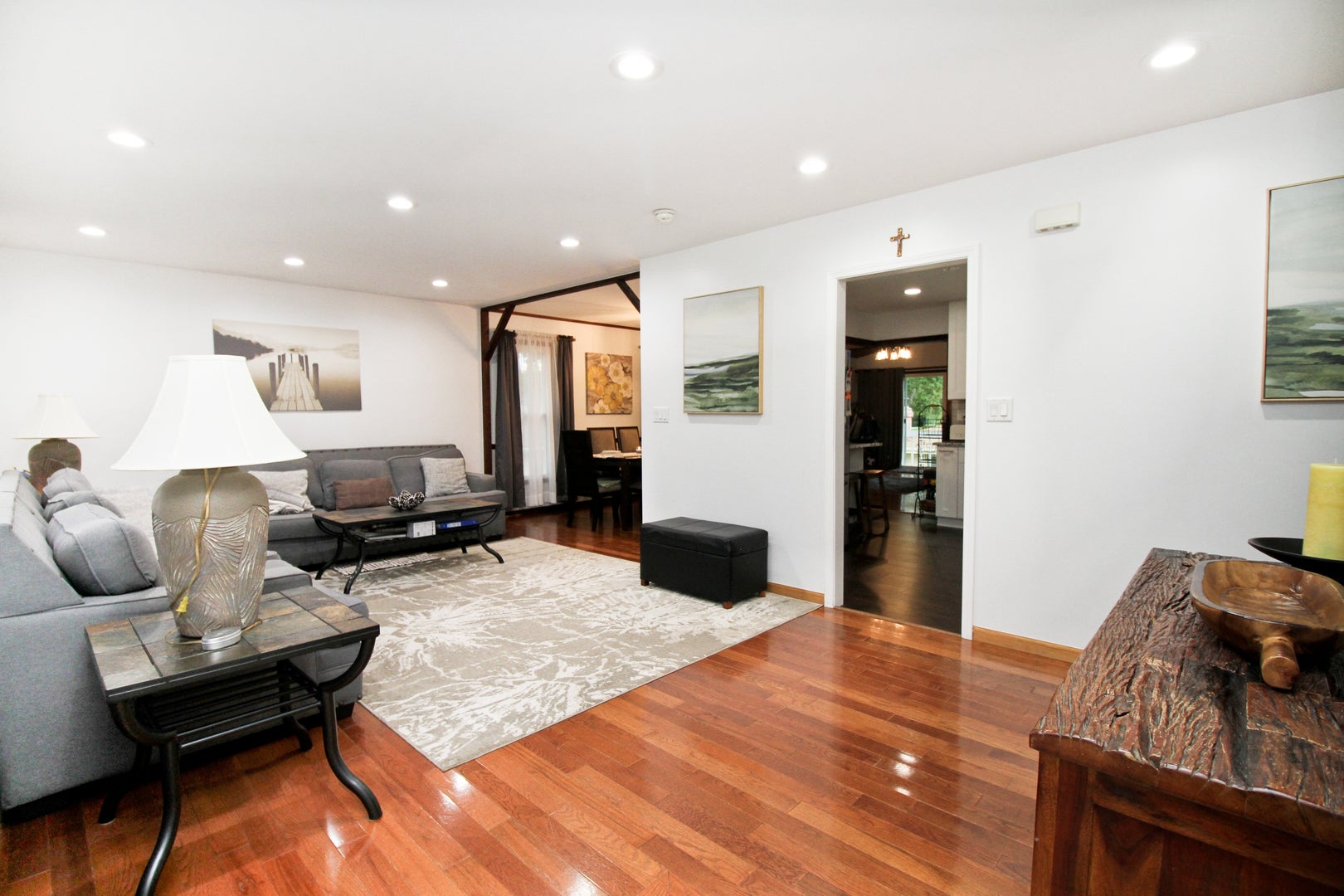 500 Redwood Lane