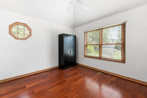 Tiny photo for 484 Blodgett Court, Naperville, IL 60565 (MLS # 12579558)