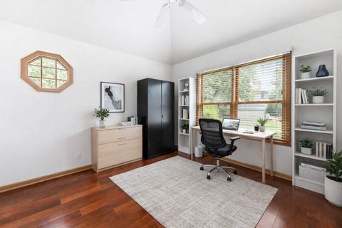 Tiny photo for 484 Blodgett Court, Naperville, IL 60565 (MLS # 12579558)