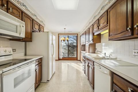 Tiny photo for 7601 N Lincoln Avenue #415, Skokie, IL 60077 (MLS # 12593378)